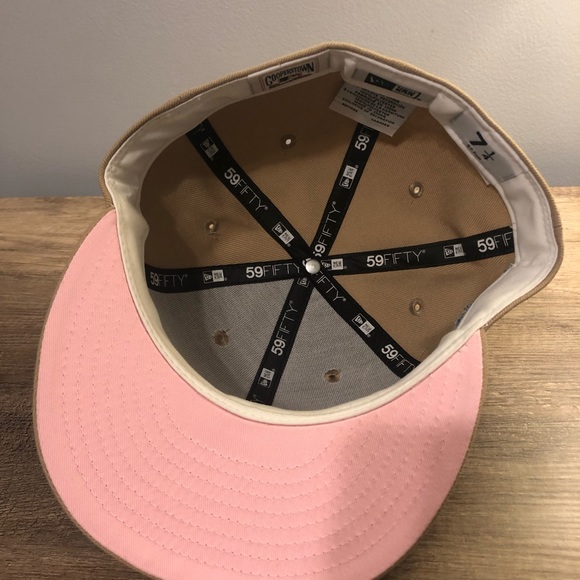 NEW ERA EXCLUSIVE 59FIFTY FLORIDA MARLINS W/ 1997 WORLD SERIES PATCH 7 1/4, TAN - Picture 5 of 6